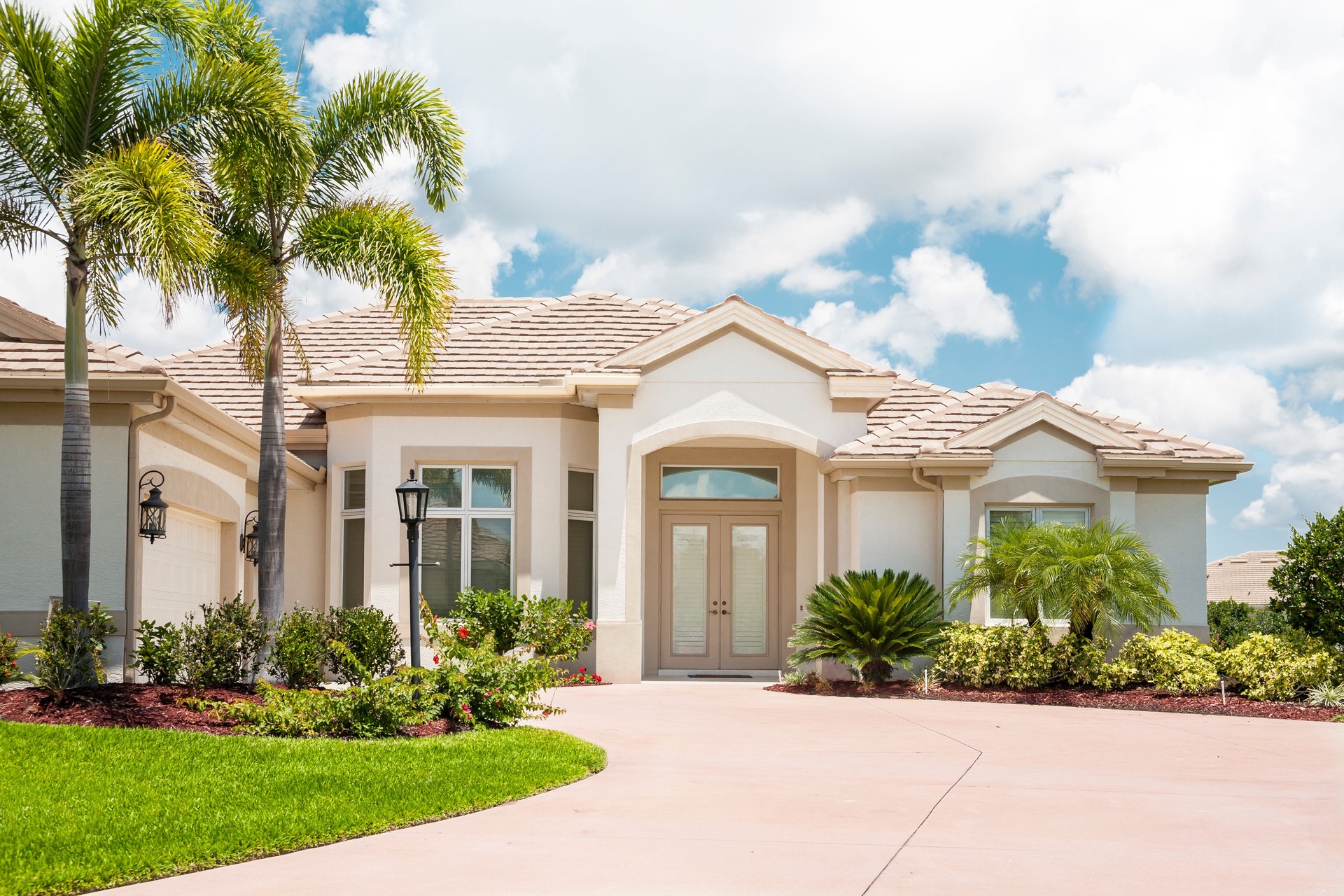 LGV Capital provides Florida investment property loans with flexible terms and competitive rates. Finance single-family, multifamily, or portfolio rental properties to expand your real estate investments.